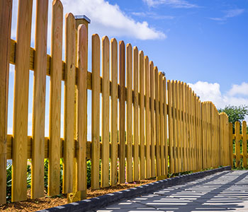 Fence Cleaning And Staining Service Image